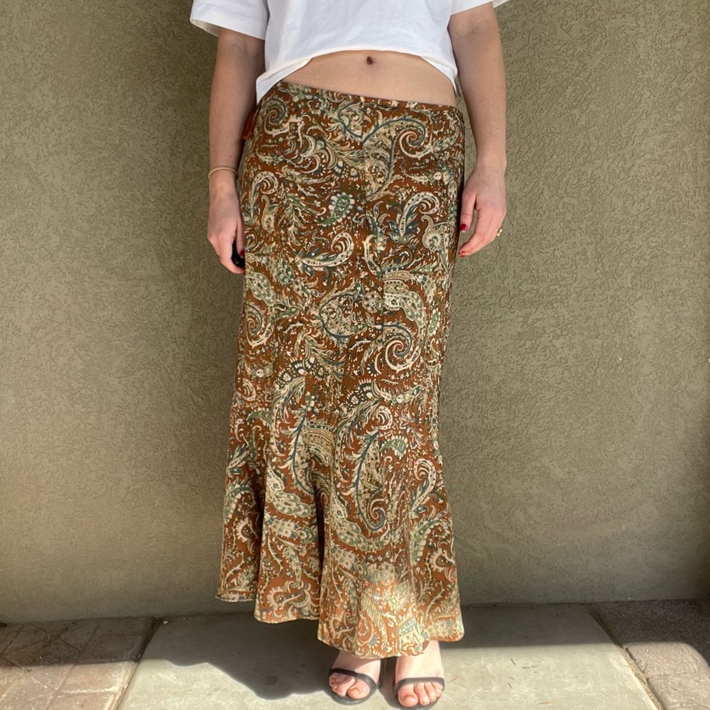 Paisley fit and flare Midi Skirt